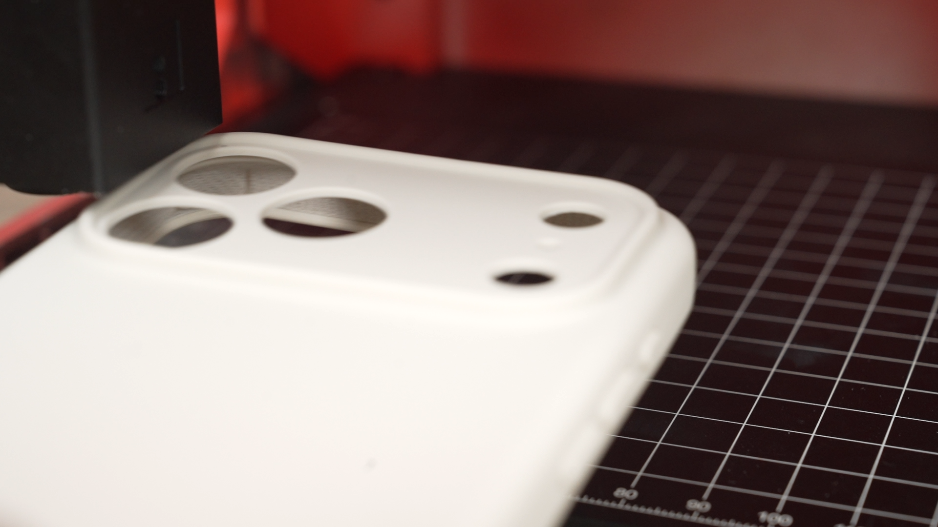 Cómo grabar con láser fundas de silicona para teléfonos 01