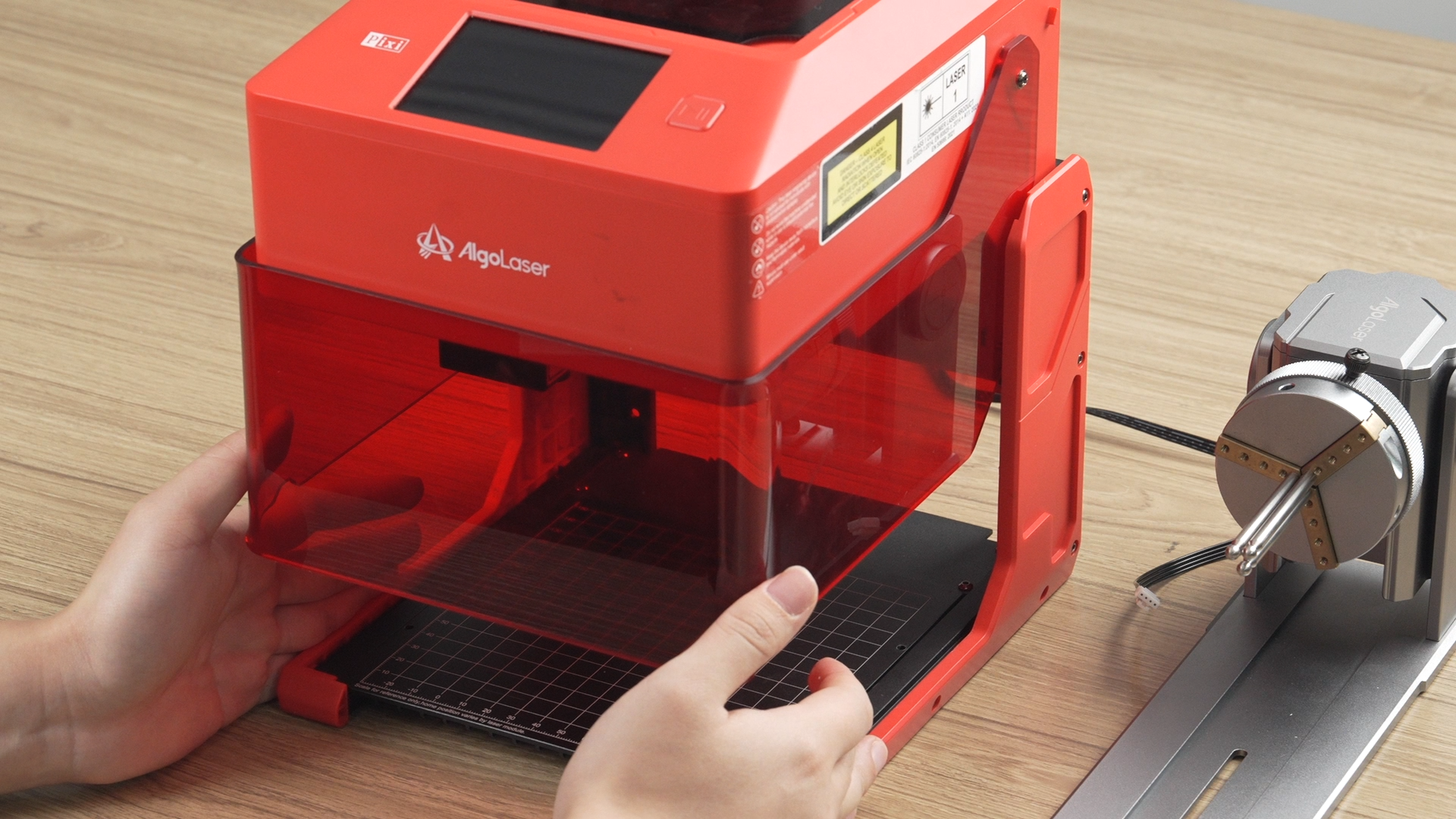 How to Laser Engrave a Steel Ring with a 1064nm Infrared Laser 01