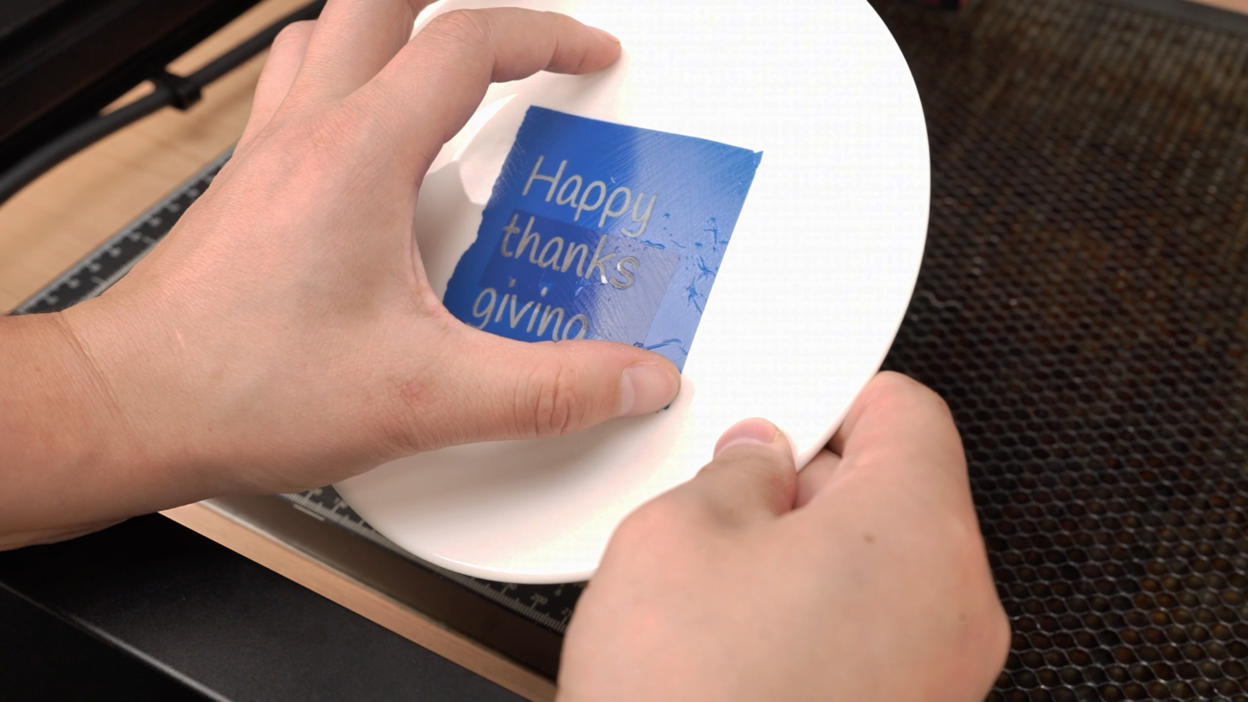 Cómo cortar con láser sujetalibros de madera 008