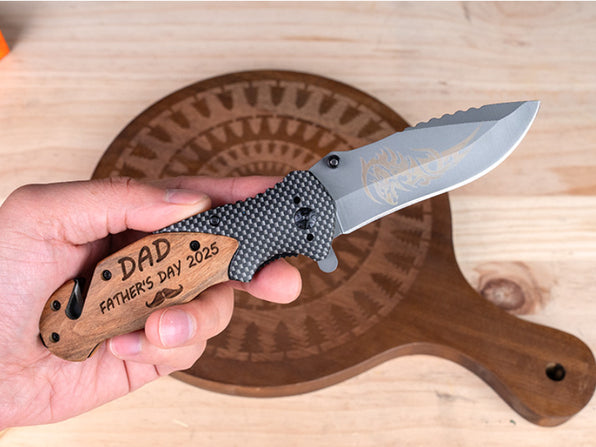 Navaja de bolsillo metálica grabada con láser para el Día del Padre