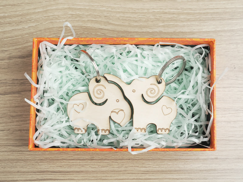 Juego de llaveros de elefante personalizados cortados con láser