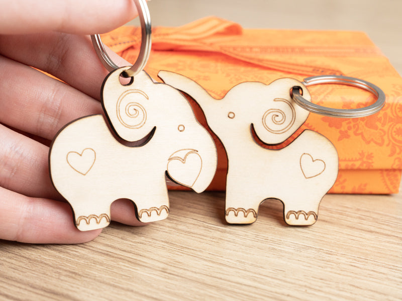 Juego de llaveros de elefante personalizados cortados con láser