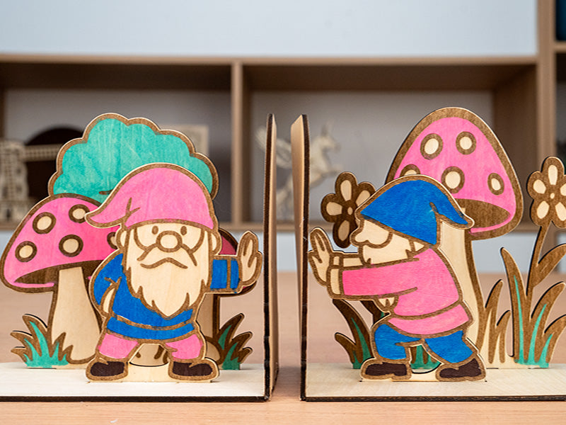 Sujetalibros de madera cortados con láser