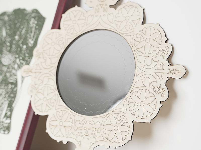 Espejo de madera contrachapada cortado con láser