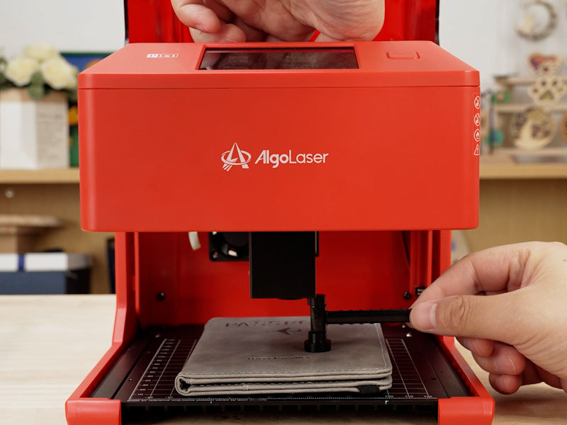 How to Laser Engrave a Leather Passport Holder 002