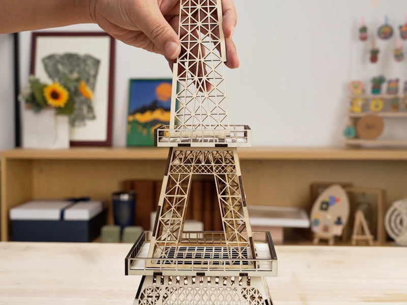 How to Laser Engrave a Wooden Surfboard Skateboard 06